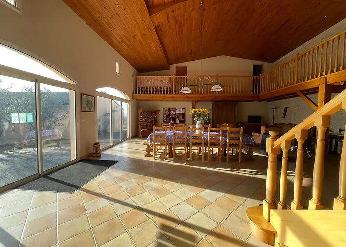 Alojamento de Acomodação e Pequeno-almoço Domaine De La Verrieres (Charente)