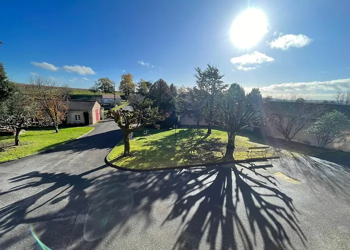 Domaine De La Alojamento de Acomodação e Pequeno-almoço Verrieres (Charente)